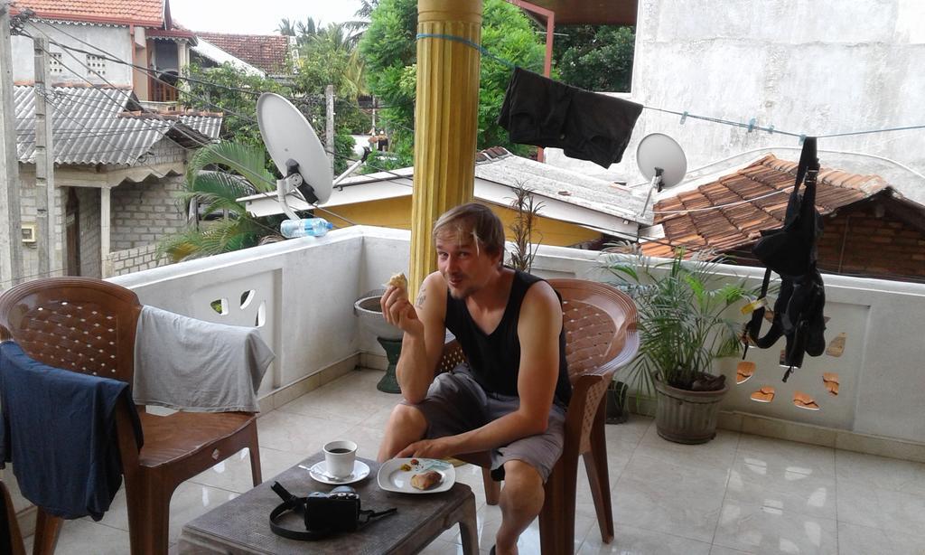 Randi Homestay In Negombo Exterior foto