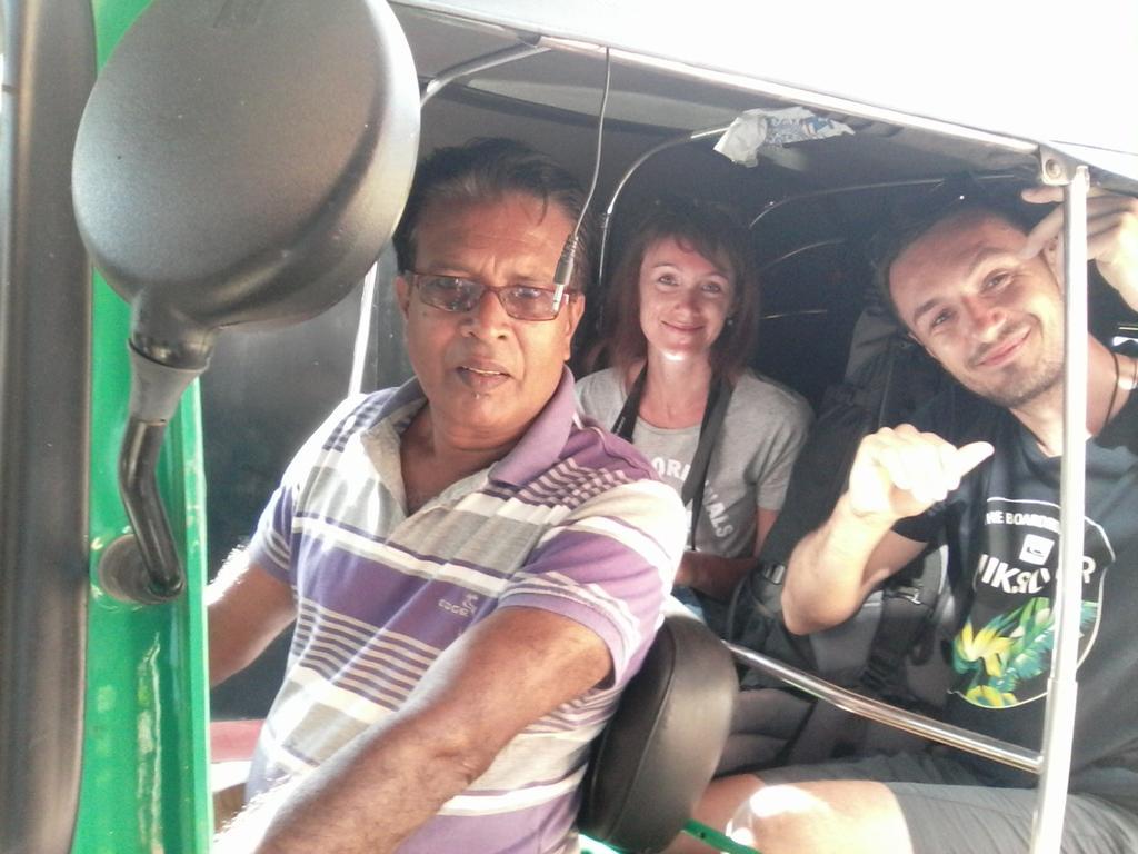 Randi Homestay In Negombo Exterior foto