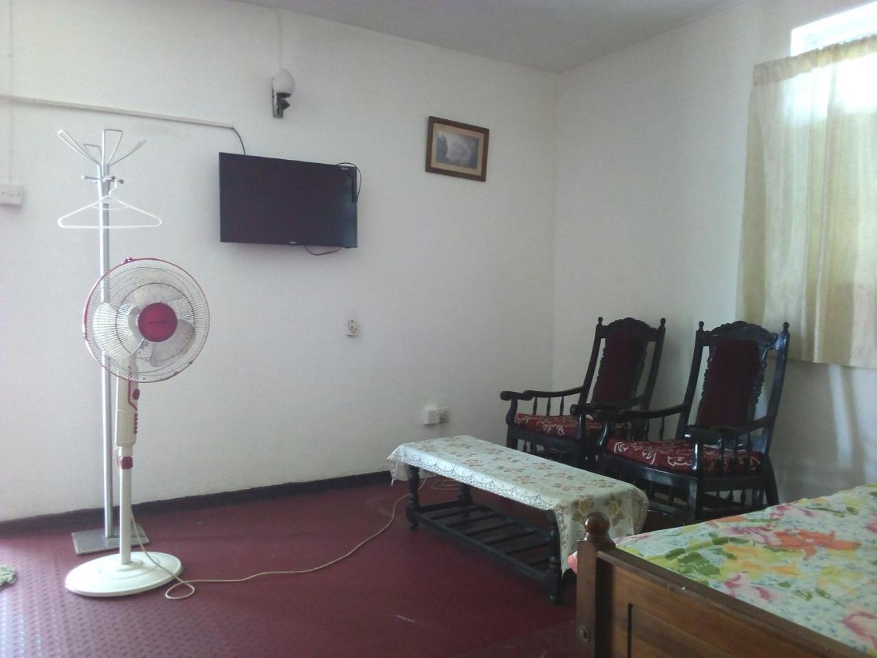 Randi Homestay In Negombo Exterior foto